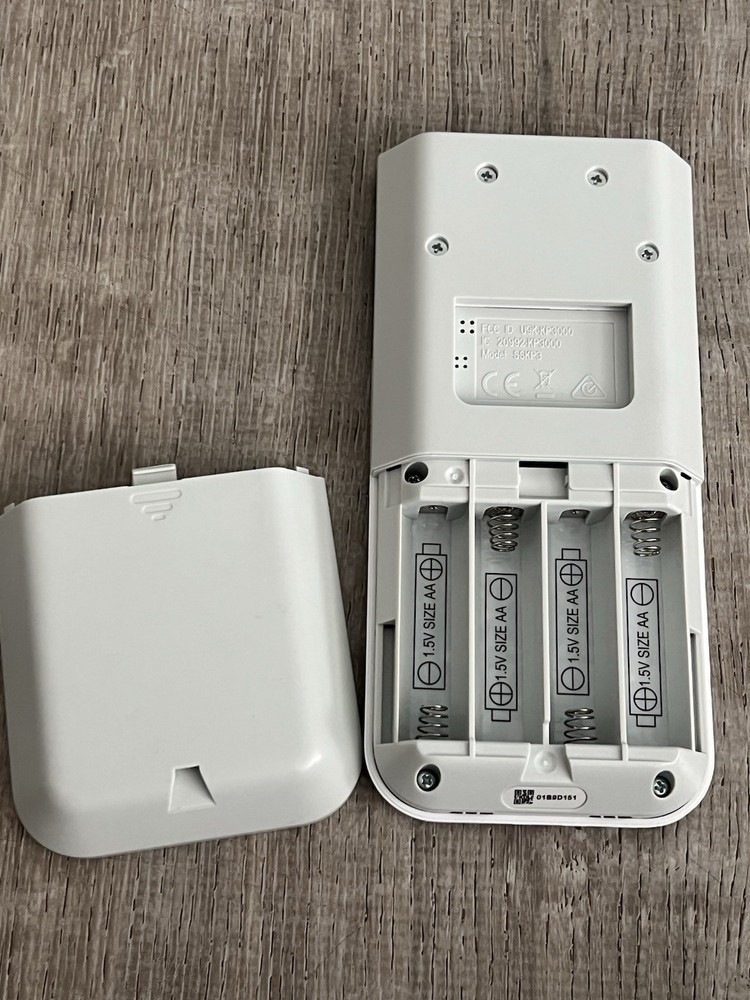 SimpliSafe SSKP3 Security Keypad Remote White Wireless