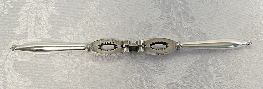 Vintage 5-1/4” Double Hinged Silverplated Nut Cracker • Reversible
