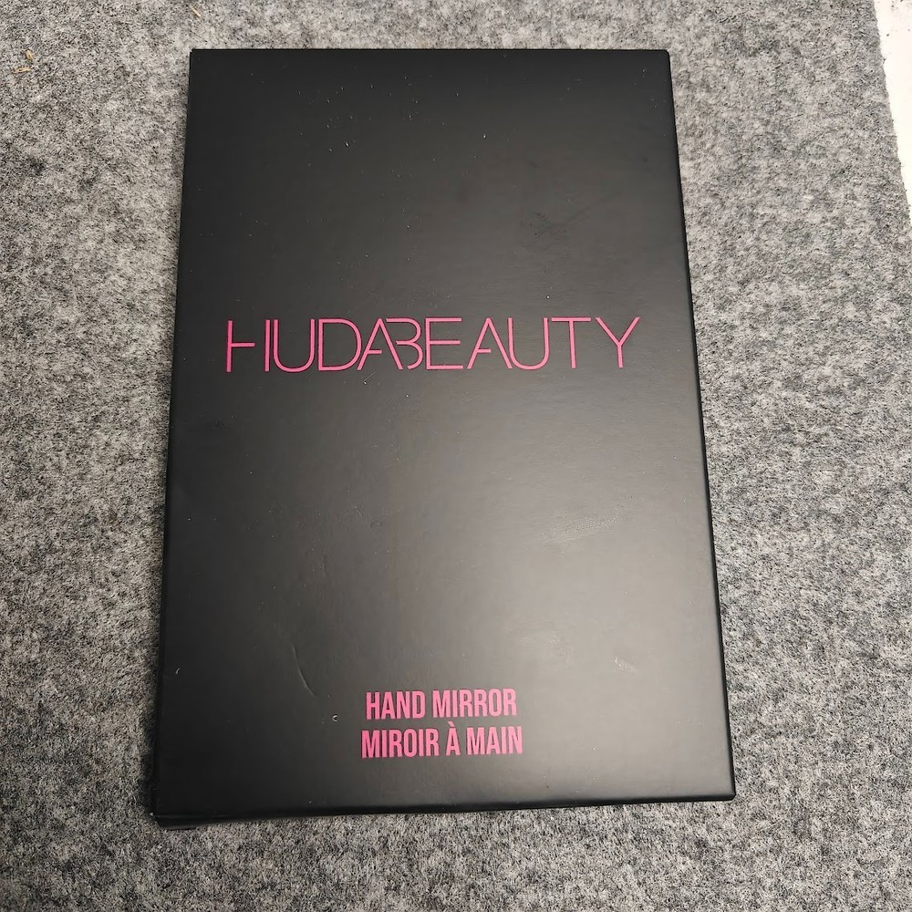 HUDABEAUTY HAND MIRROR
