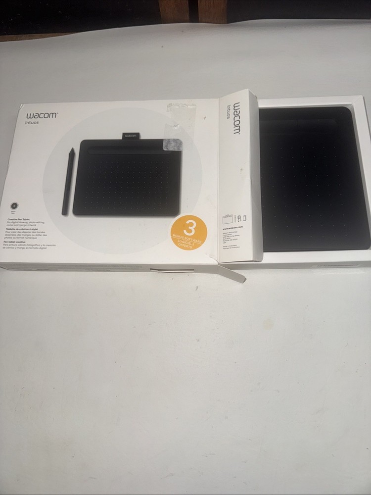 Wacom Intuos Creative Pen Tablet with Bluetooth - Medium, Black