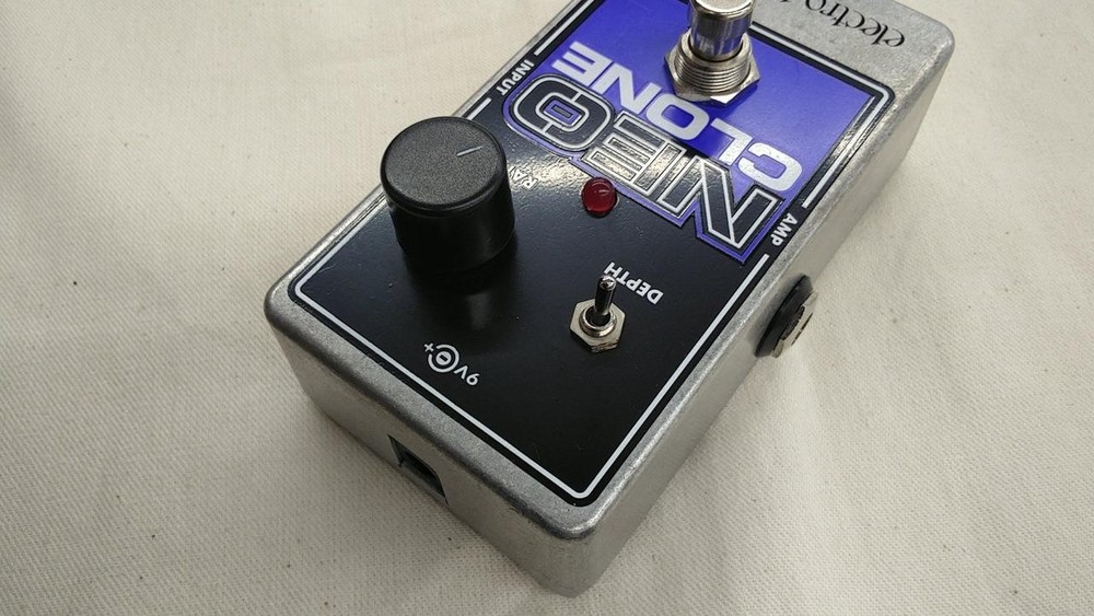 Electro Harmonix NEO CLONE Pedal Effects Time Machine Ready Guitar Boost