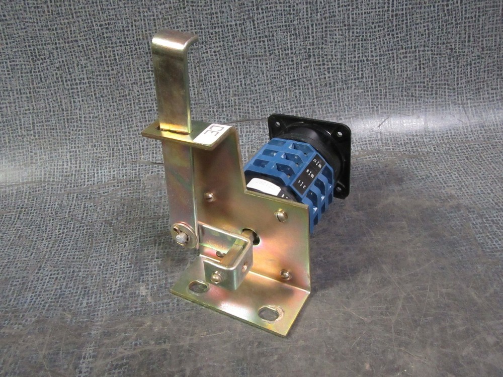 KRAUS / NAIMER DRUM SWITCH AND BRACKET 5HP 3PH 10A A11 C21287 **WARRANTY**