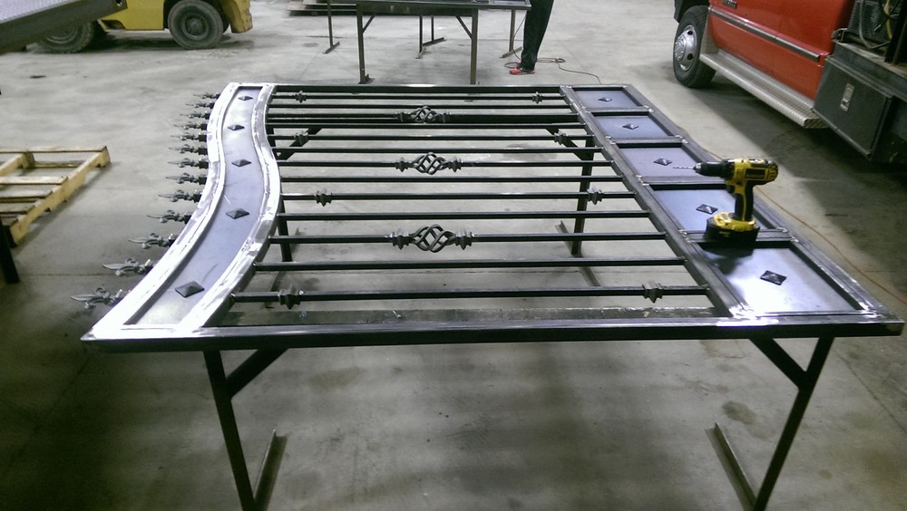 wrought iron driveway entry gate