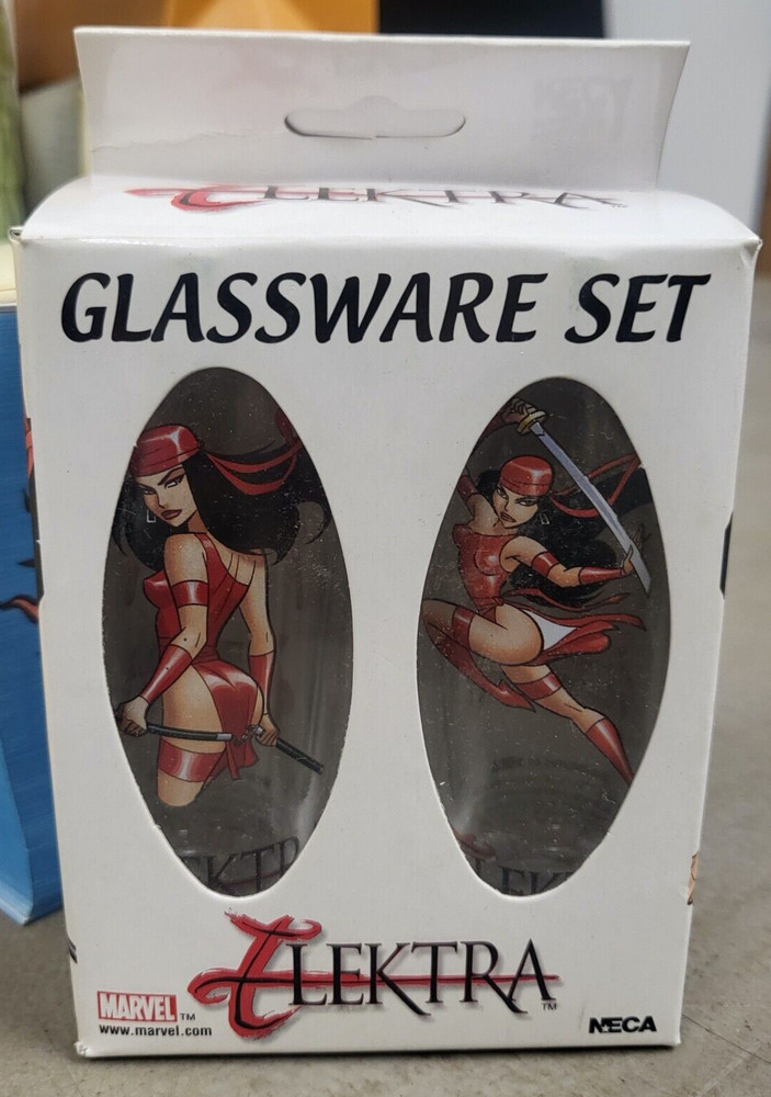 NECA Elektra Glassware Set, 2 Shooters