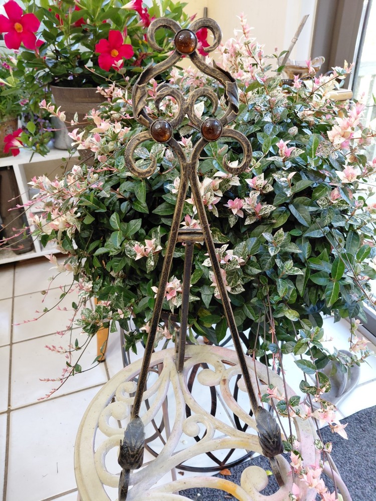 VTG Metal Beaded Book Holder/Easel