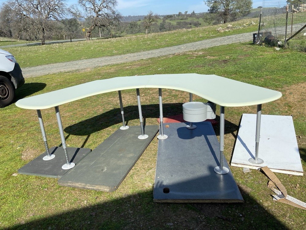 Vintage Herman Miller Resolve Workstations For Two