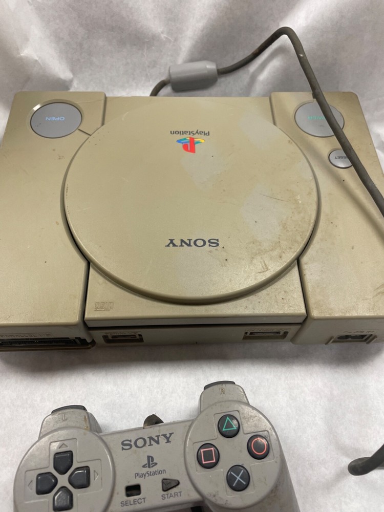 Sony playstation console and controller untested