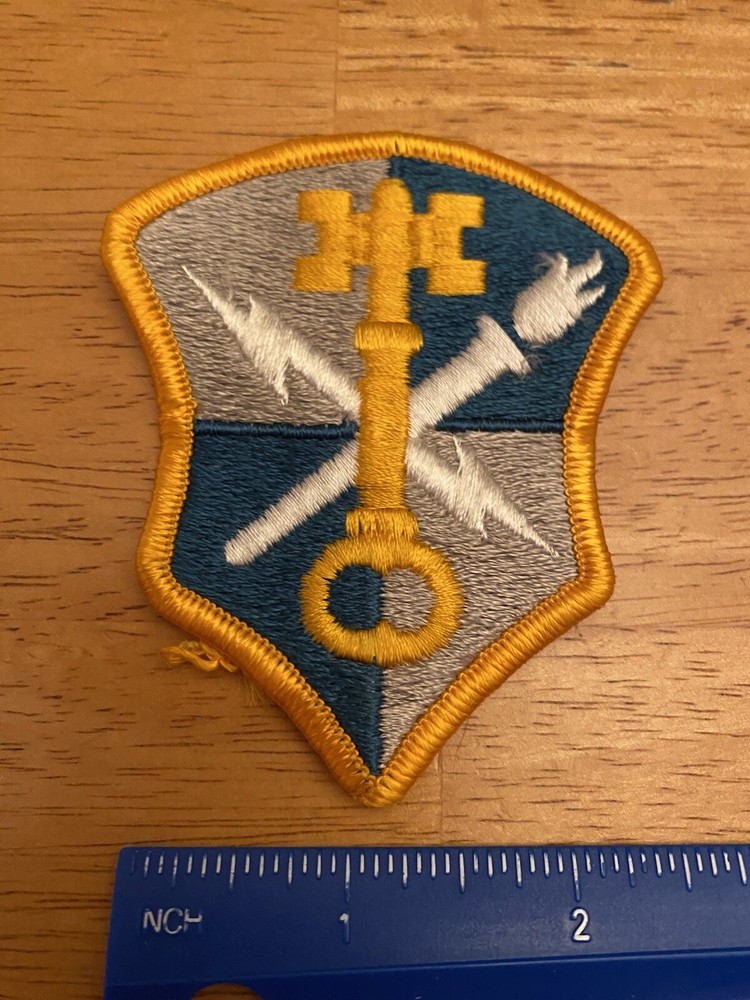 US Army Intelligence And Security Command Subdued Patch Full Color Key INV5369