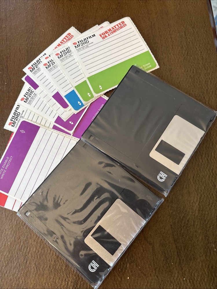 3.5" Diskette - Set Of 2 Plus Labels