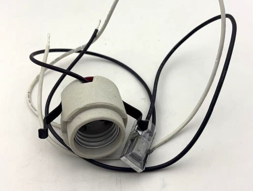 Replacement 4" 5" 6" Recessed lighting socket with pigtail and over heat sensor