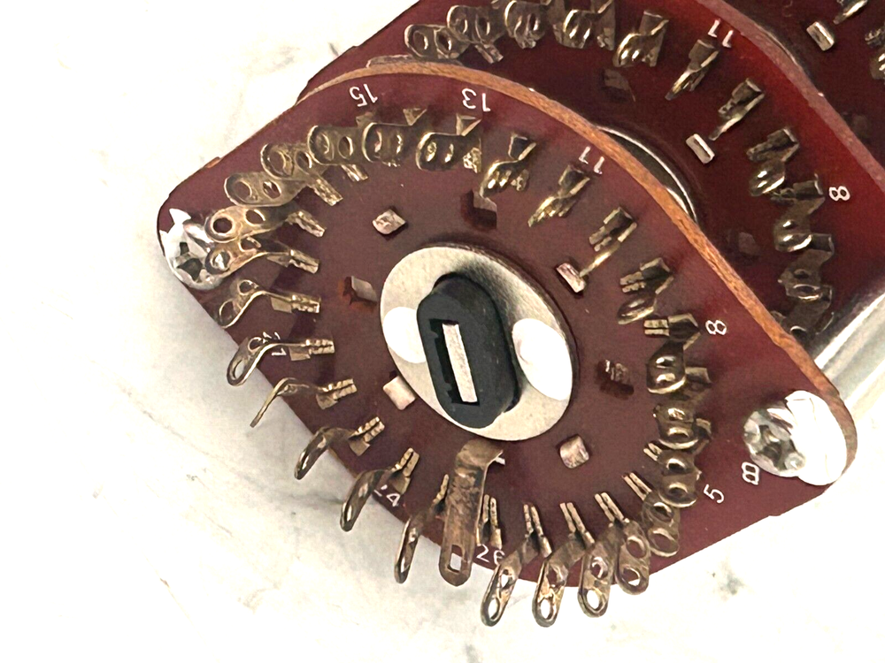 Rotary SwitchType 261A 511AP New/Nos