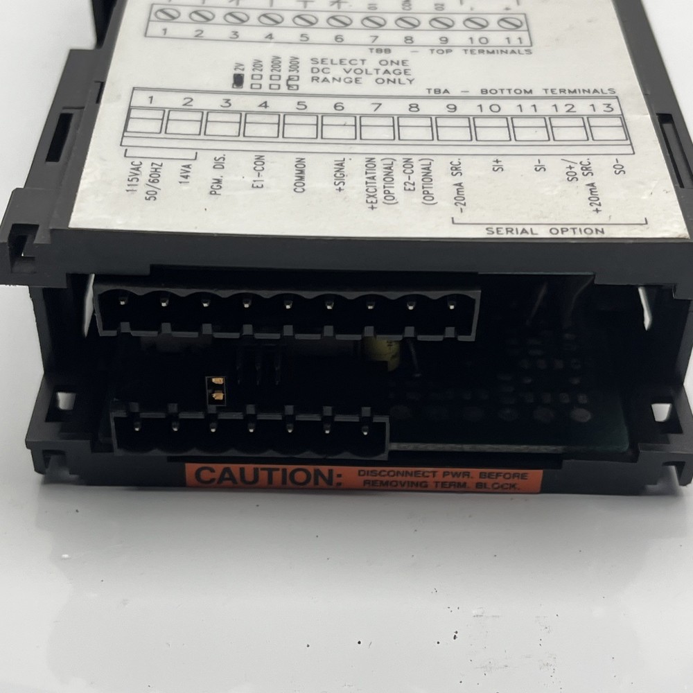 RLC Red Lion Controls IMD1 Panel Meter, IMD10102 Voltage DMM