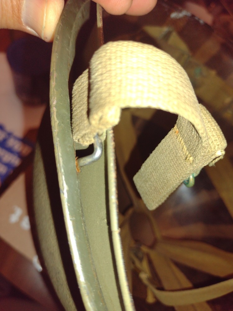Ww2 helmet front seam fixed bale READ THE DESCRIPTION