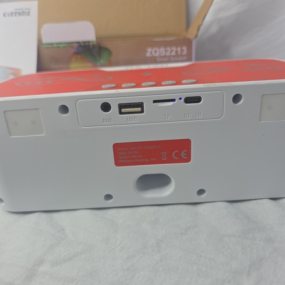 Mecha Led Speaker Light Up Bluetooth Rechargeable Aux Input Micro SD (CUP)