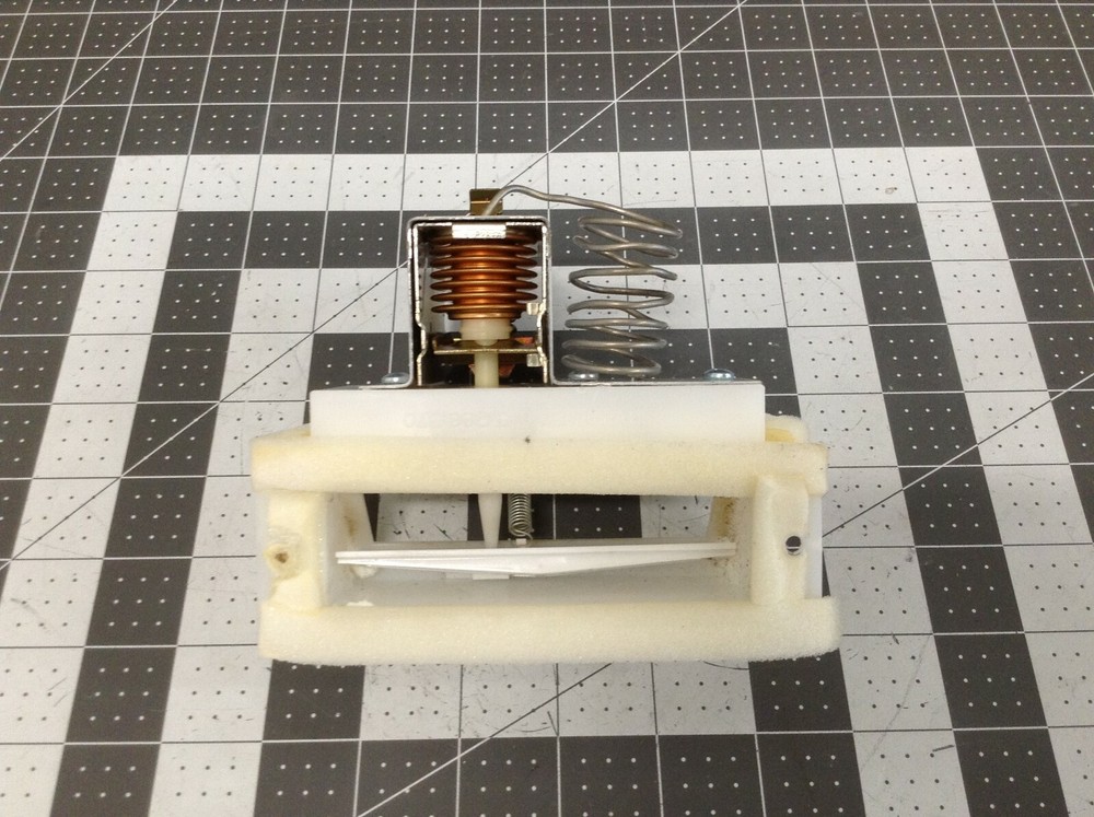 GE Refrigerator Damper Control Assembly P# WR9X513