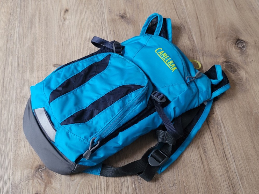 CamelBak Mini M.U.L.E. Kids Hydration Backpack 50 oz Atomic Blue NO Bladder
