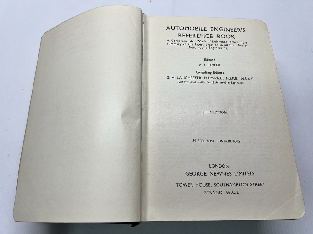 Vintage 1959 Automobile Engineer's Reference Book Newnes