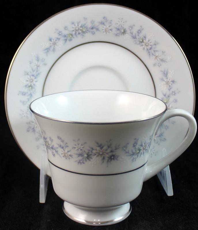 Noritake Marywood Five Piece Place Setting 2181