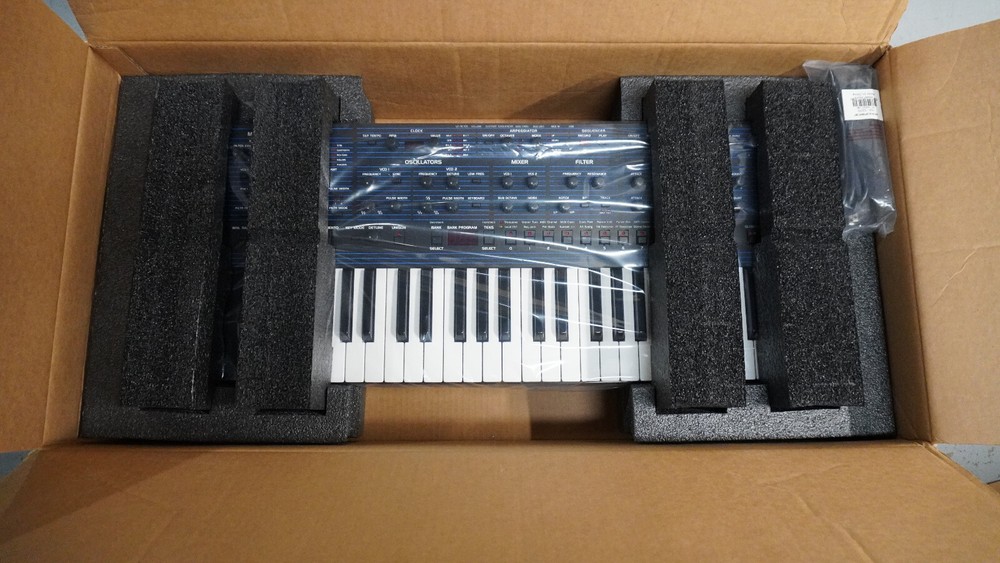 Oberheim OB-6 Analog Synthesizer Keyboard (NEW)