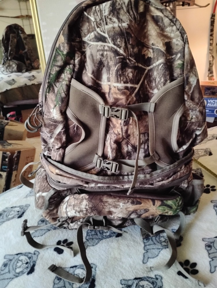 Real Tree Camouflage Alps H2O Back Pack
