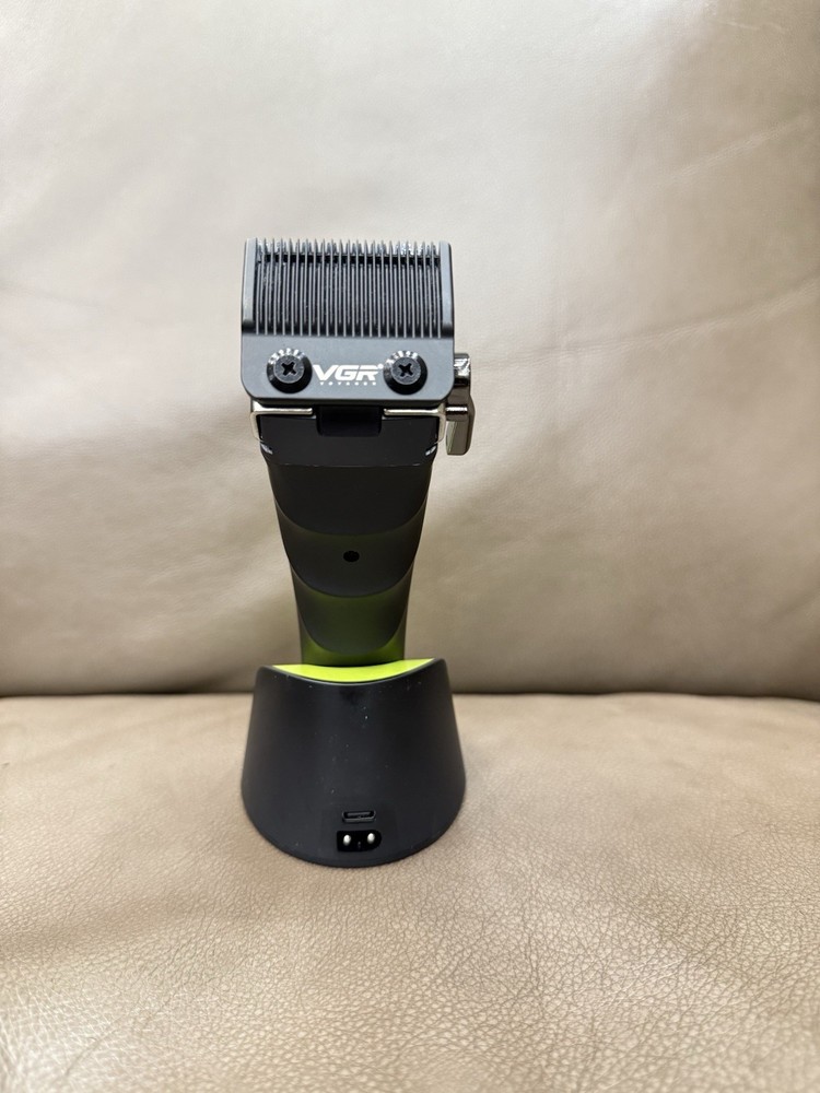 VGR V-880C