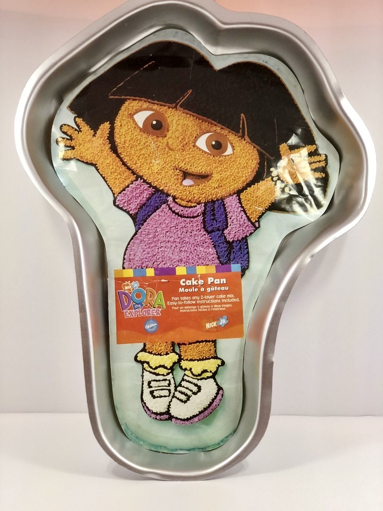 Wilton Dora Cale Pan