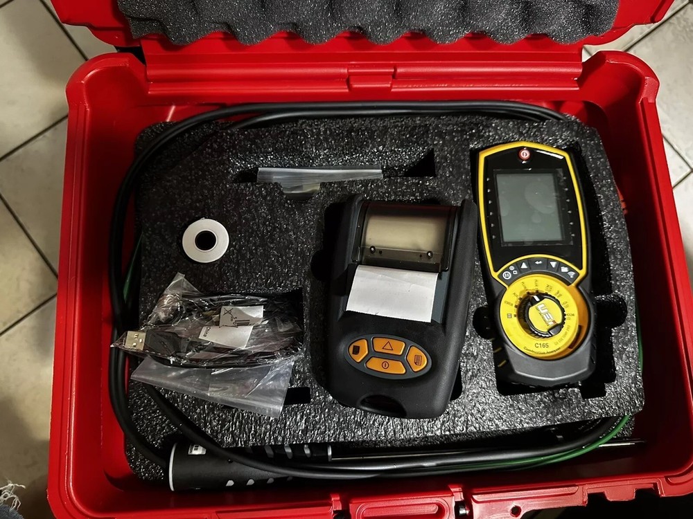 UEI TEST INSTRUMENTS C165 COMBUSTION ANALYZER KIT