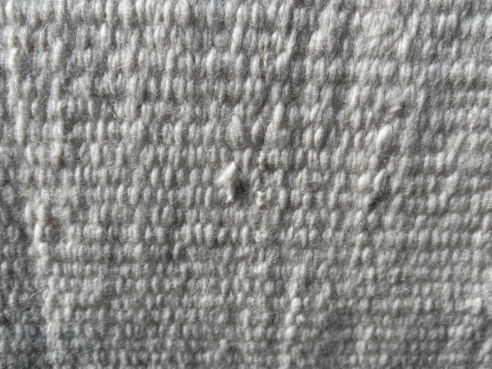 Used White Harris Wool Show Pad 34" X 36"