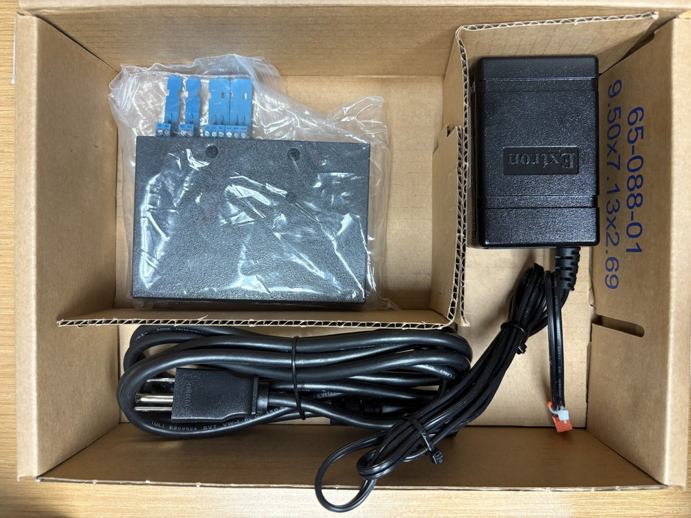 Extron HD CTL 100 Workspace Controller (P/N: 60-1633-01)