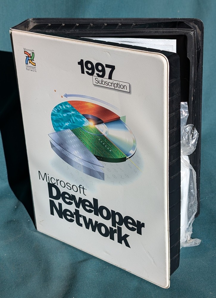 HUGE LOT of Vintage MSDN Microsoft Developer Network Software CDs 1996-2006