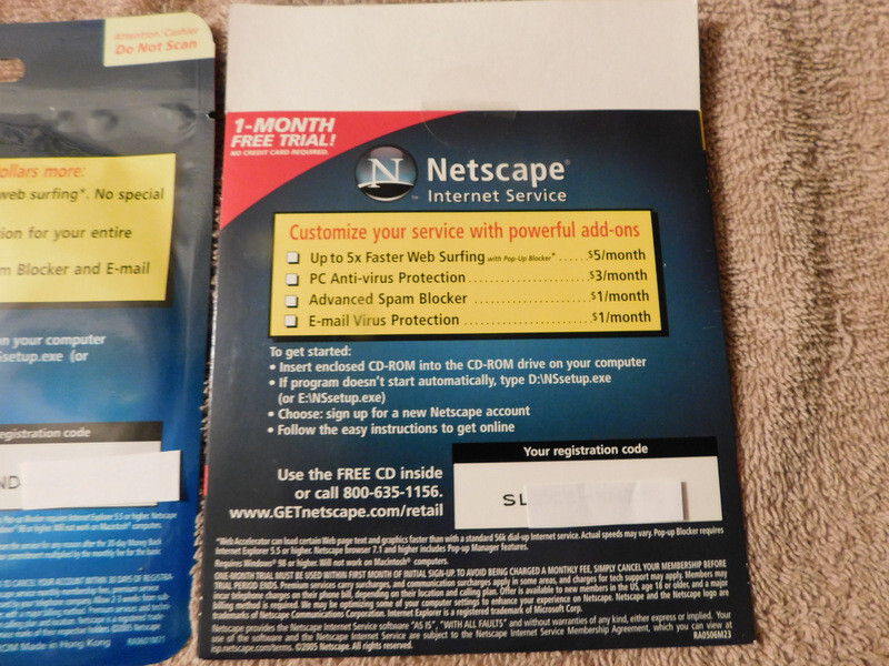 2 Vintage Netscape Internet Service Installation Disc Software for PC Windows