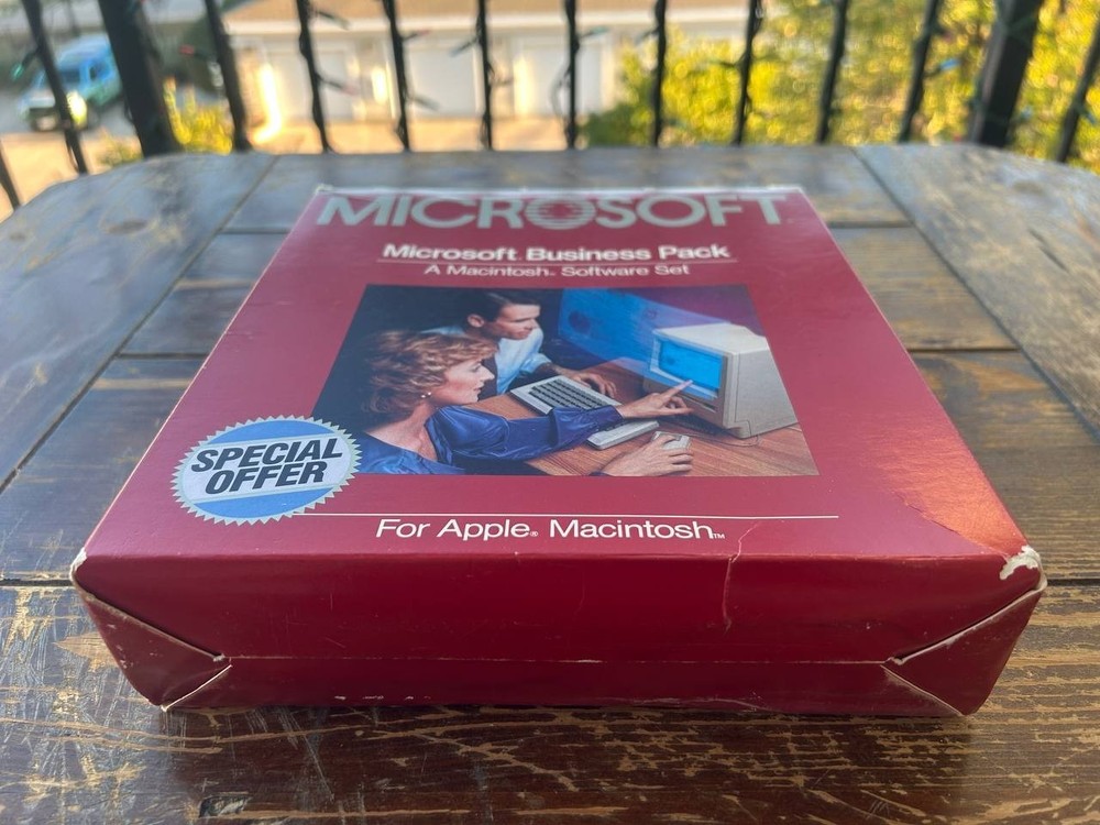 Microsoft Business Pack Macintosh w/ Word Multiplan Chart File Disks