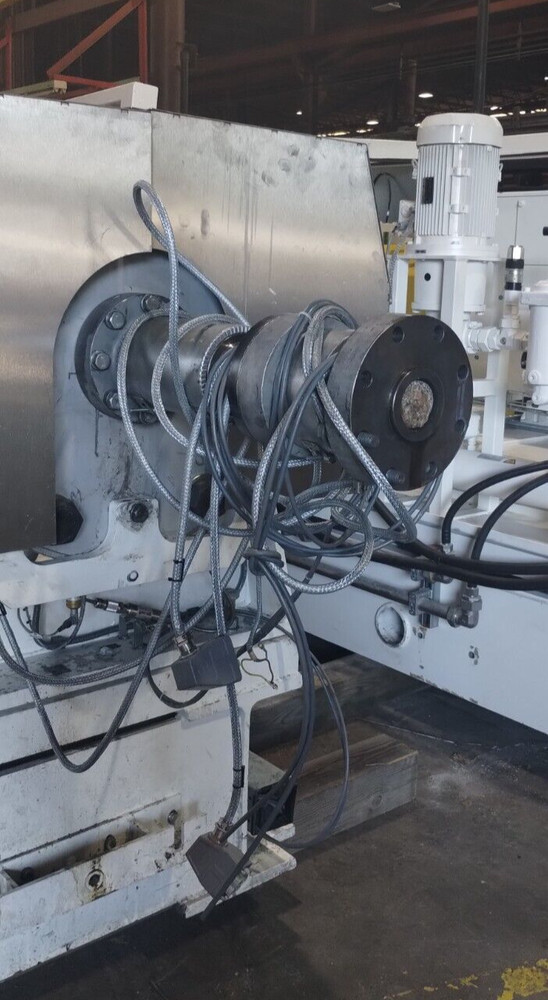 KRAUSS MAFFEI KE250x30D EXTRUDER