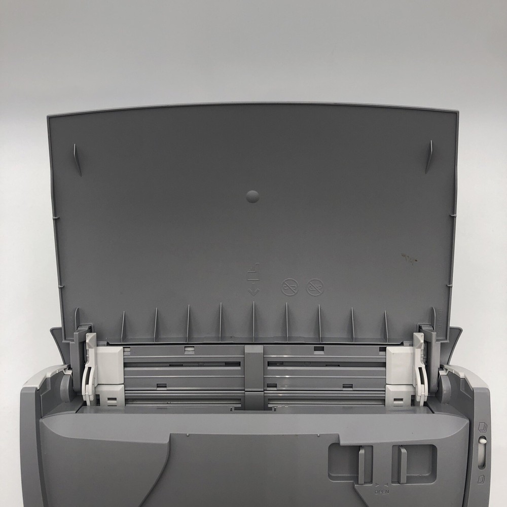 USED Canon ImageFORMULA DR-C130 Document Scanner POWER TESTED ONLY READ