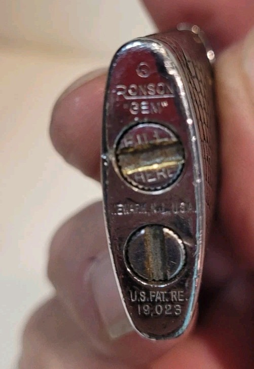 Vintage 1930s Ronson Gem Brown Lizard Covered Lighter Does Strike