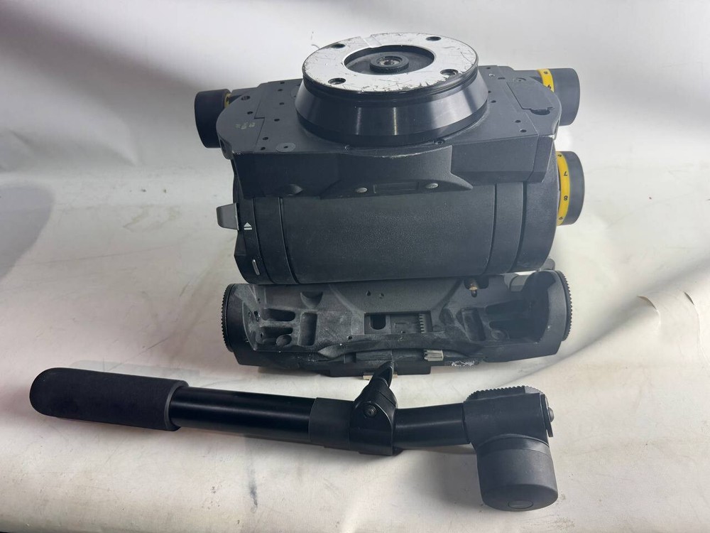 Fluid Head Vinten Vector 450 Good Condition