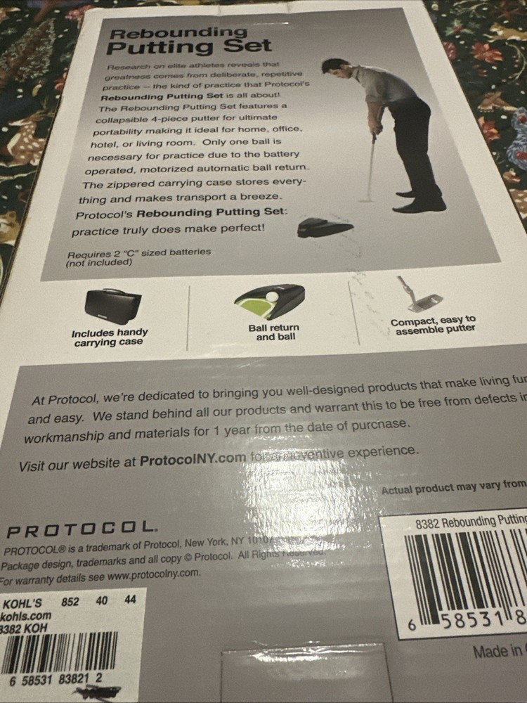Protocol Rebounding Golf Putting Set Automatic Ball Return W Travel Carry Case