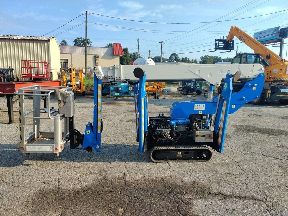 2012 Blue Lift C13