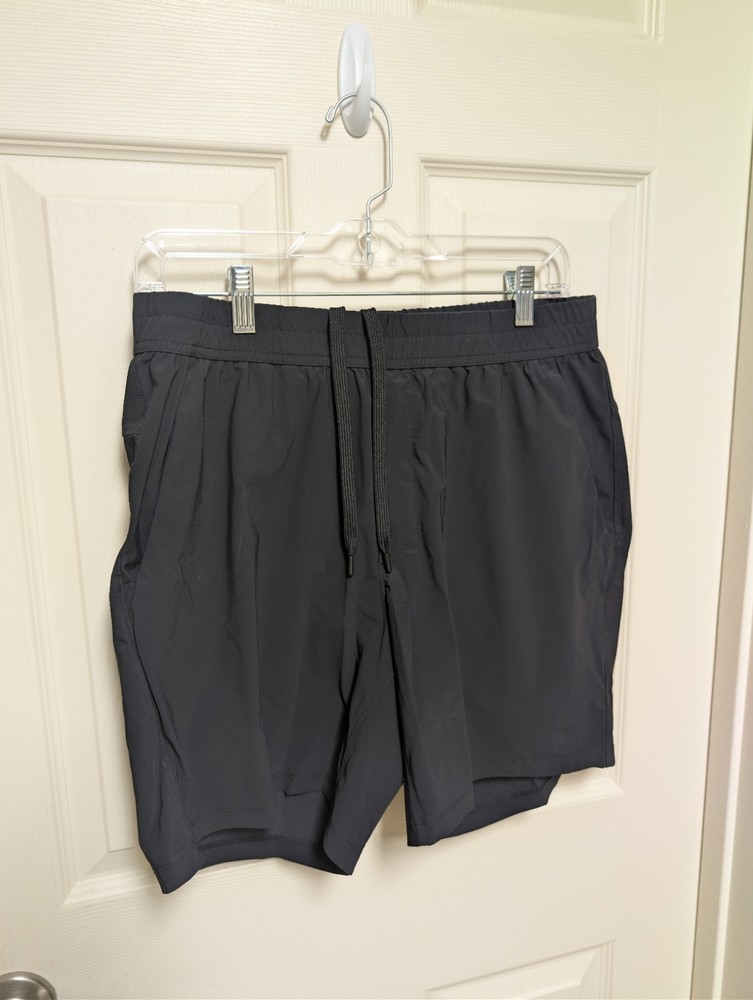 Ten Thousand A—L Short - Large Black