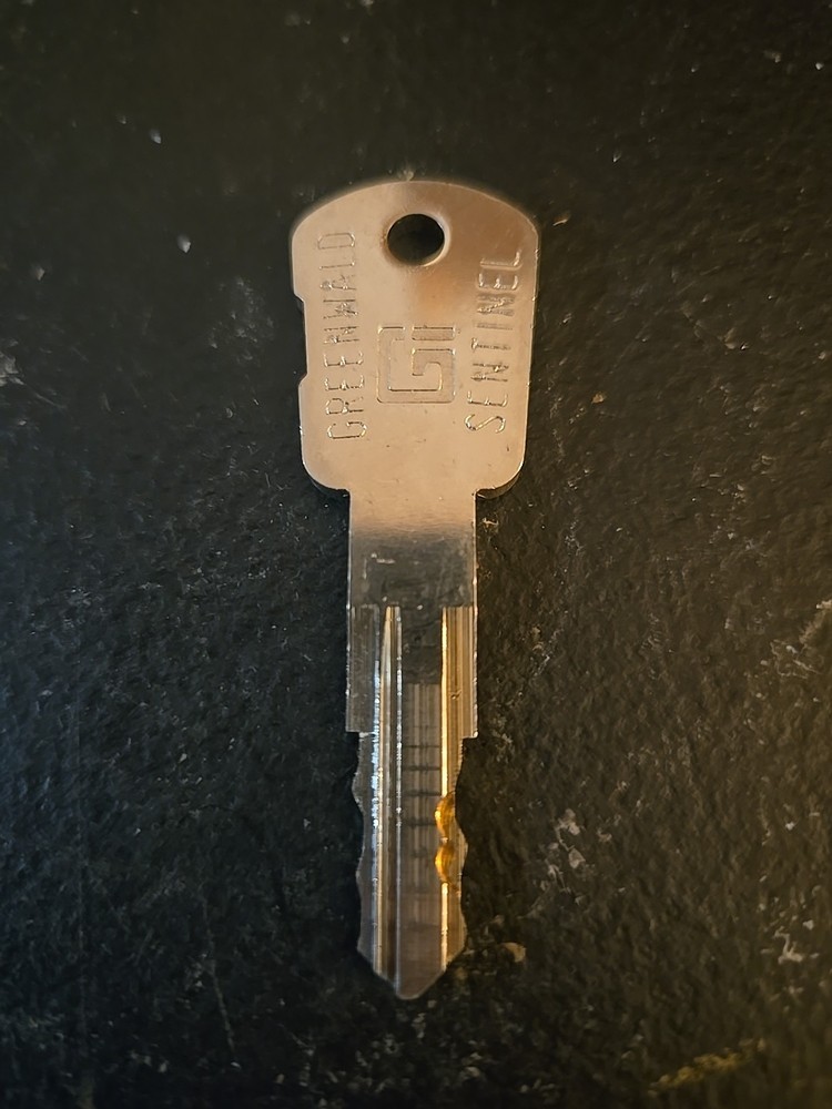 GREENWALD SENTINEL KEY CODED G1688 (3D5)