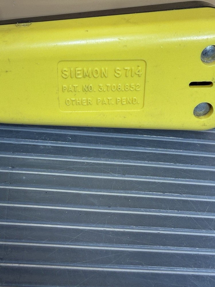 Siemon S714 Impact Tool