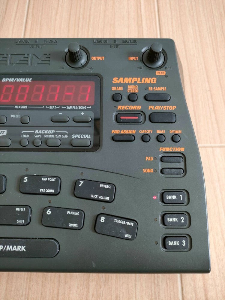 Zoom ST-224 SampleTrak Sampler with AC adapter #0003