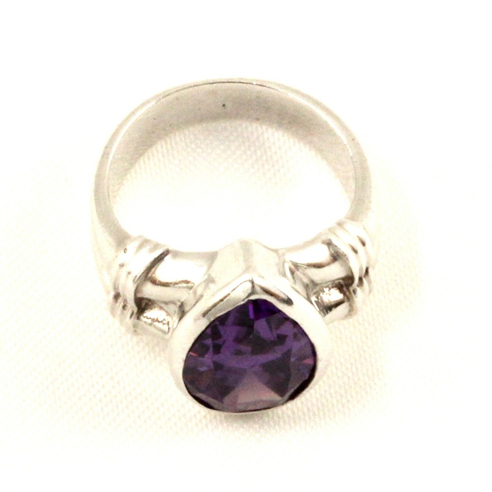 Solid Sterling Silver .925 Classic Pear Amethyst Solitaire Ring TPJ