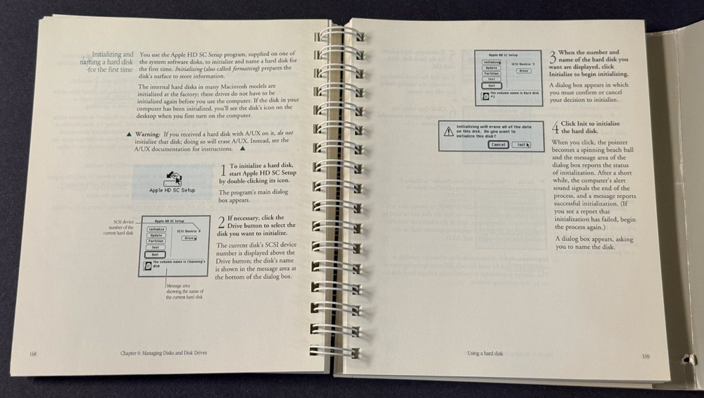 Apple Macintosh Reference Manual 1990. System User’s Guide 030–4015-A MINT