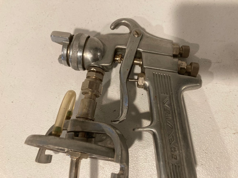 Vellade gravity-feed spray gun + High Pressure Water Spray