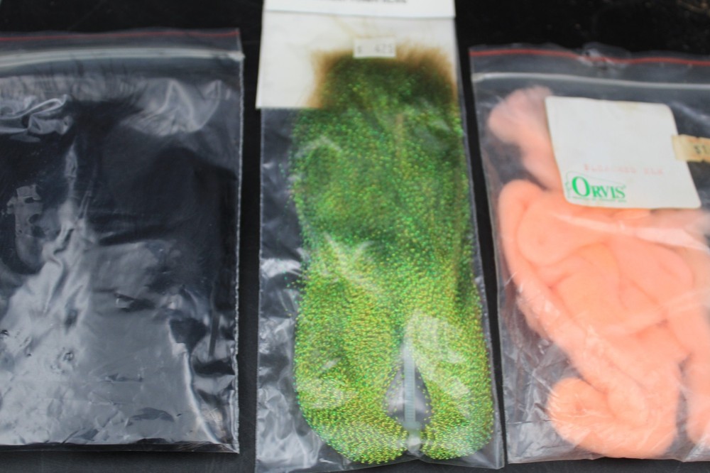 Fly Tying Kit with Tools, Materials in a Bag, Vise, Thread