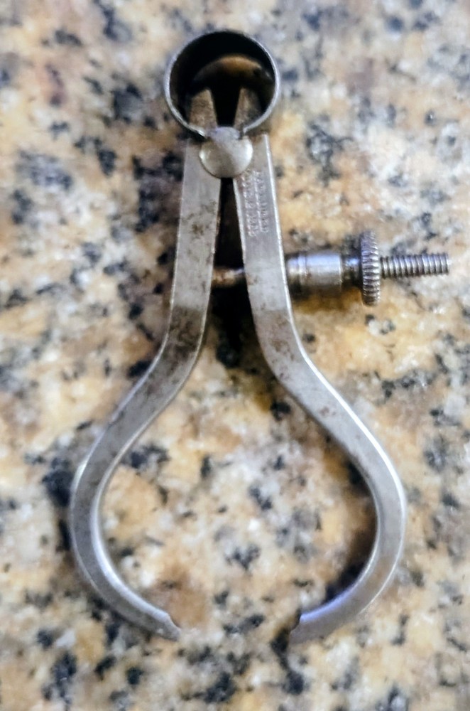 🗽 VINTAGE MINI 1-1/2" OD CALIPER