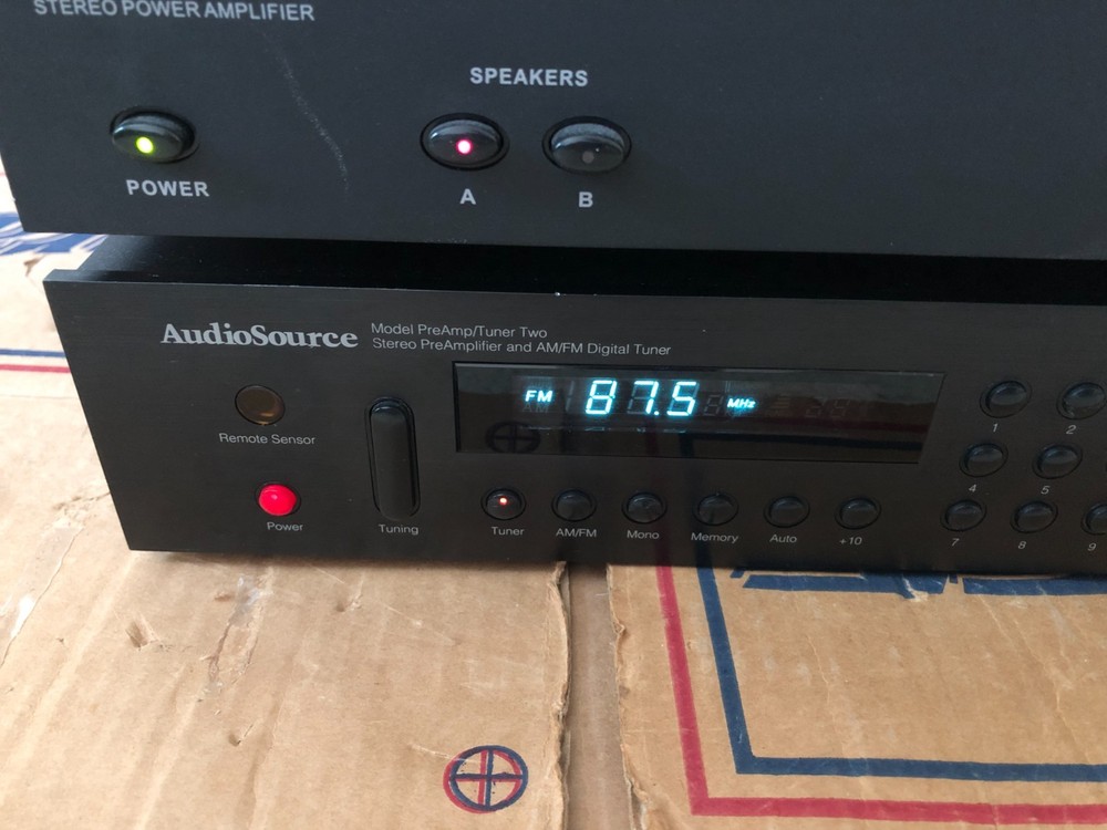 AudioSource PreAmp/Tuner Two & Amp 100 Stereo Power Amplifier