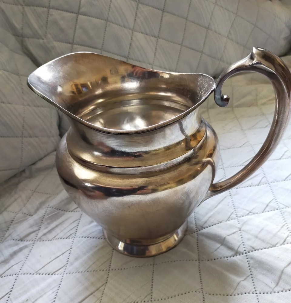 Silverplated Water Pitcher 7 .5” tall