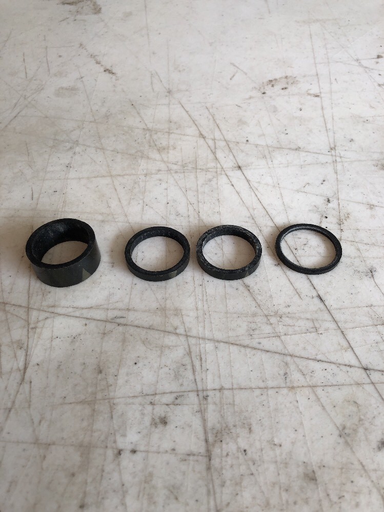 Carbon 1 1/8 Steerer Spacers, 27.5mm Set